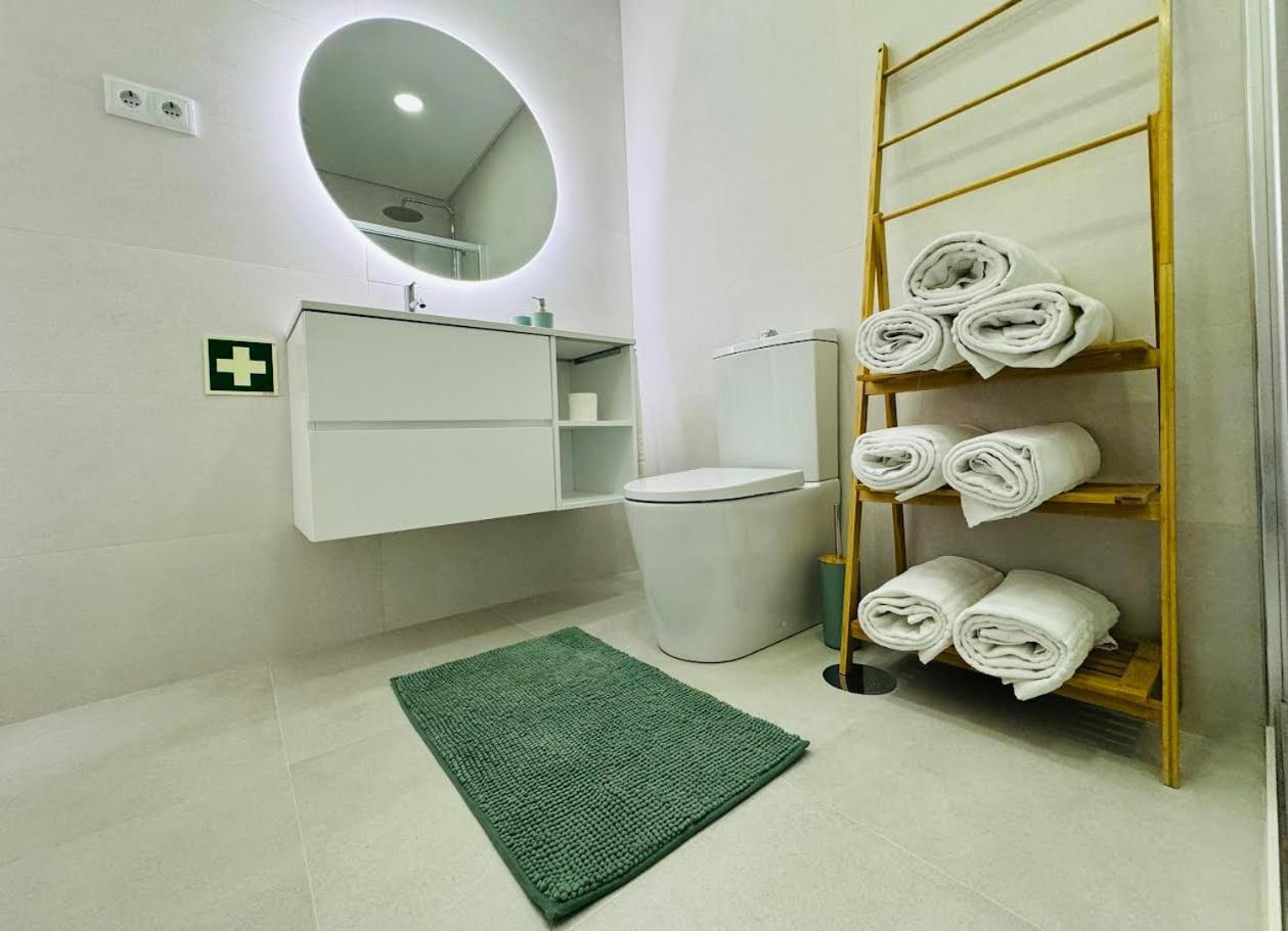 Central Tiled Apartment Aveiro Exterior foto